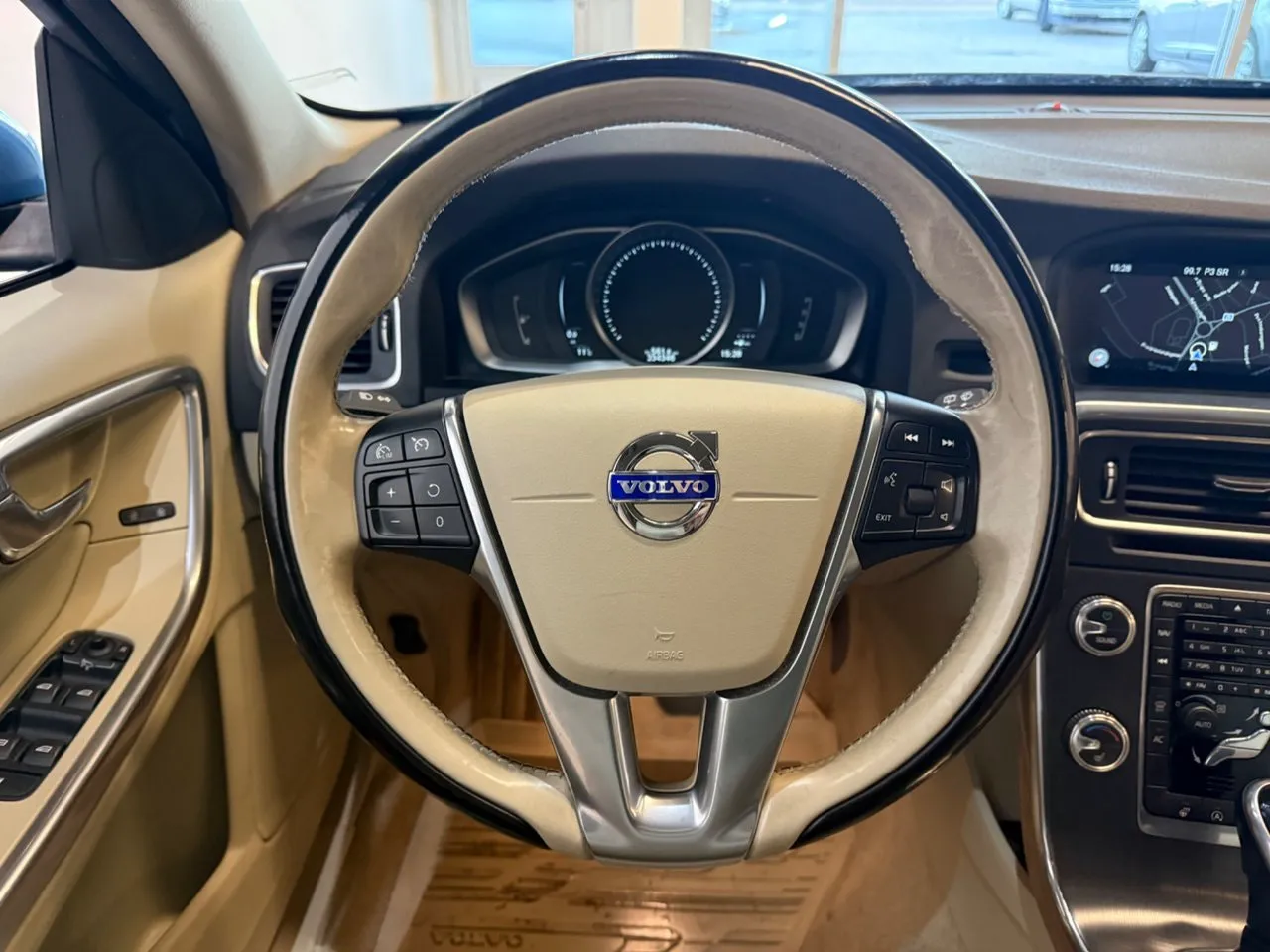Volvo V60 bild 5