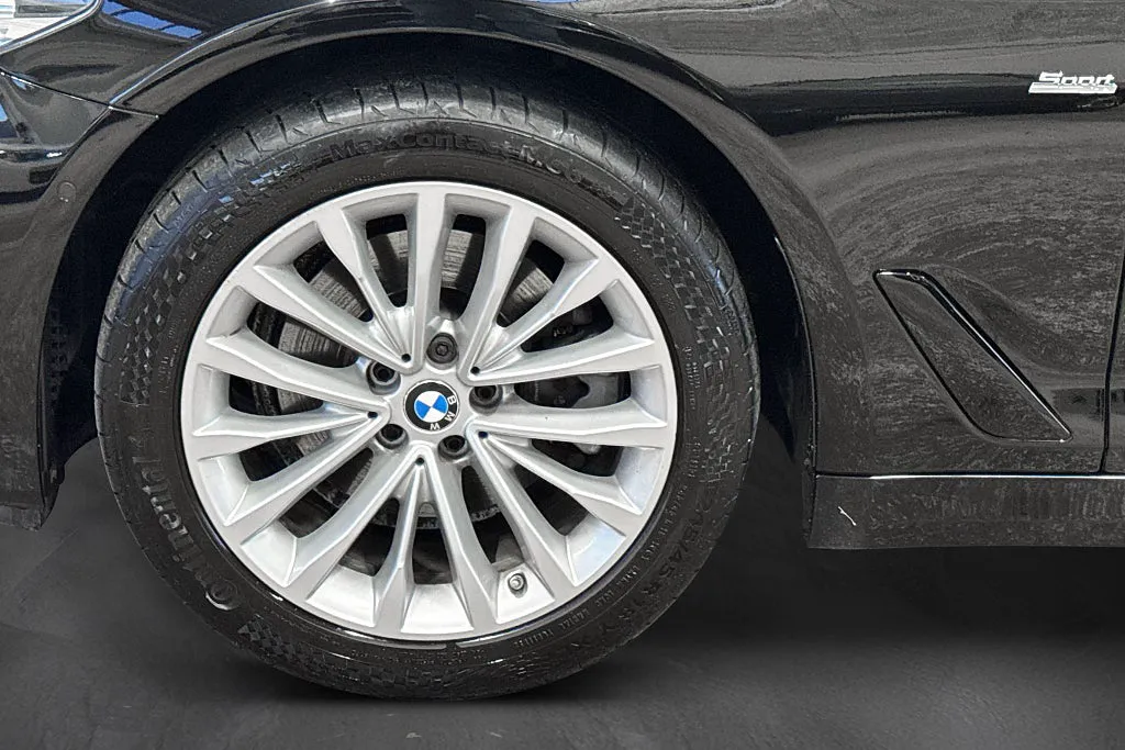 BMW 520 bild 9