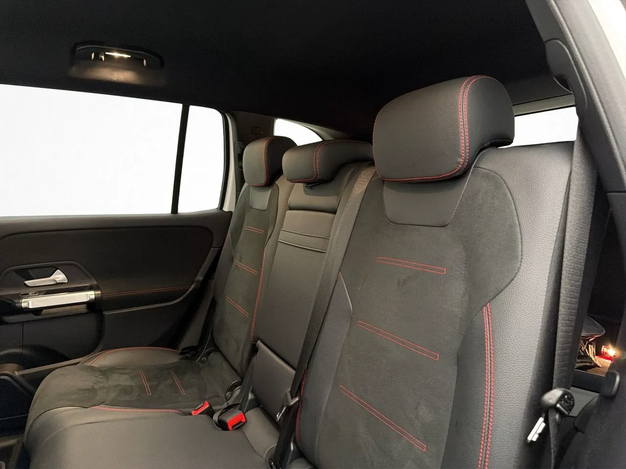 Mercedes EQB300 bild 29