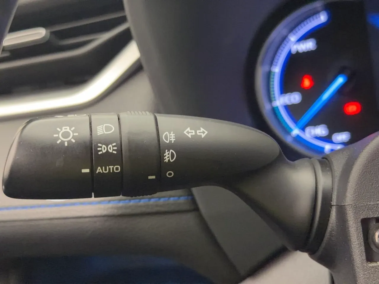 Toyota RAV4 bild 18