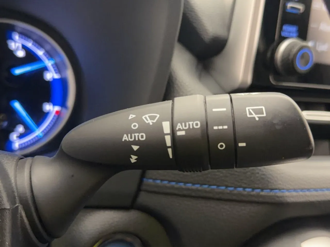 Toyota RAV4 bild 22