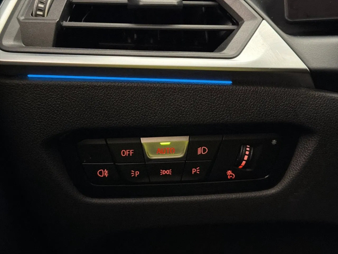 BMW i4 bild 33