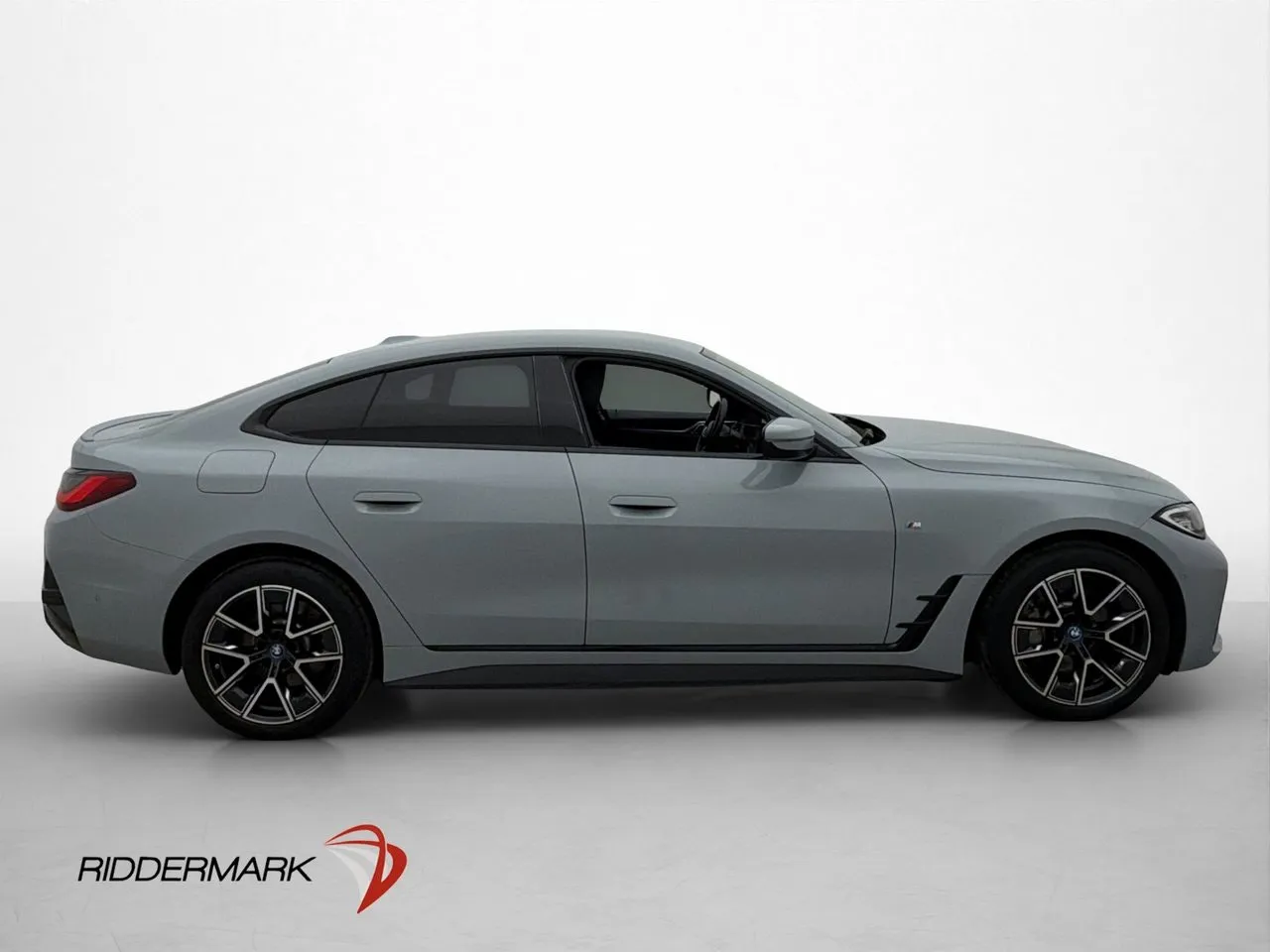 BMW i4 bild 9