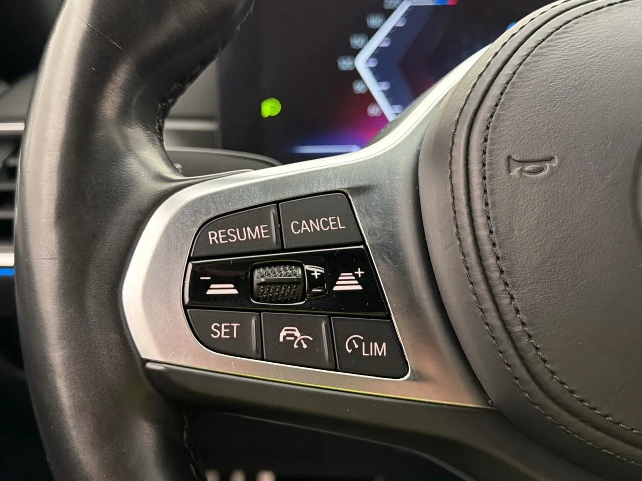 BMW i4 bild 16