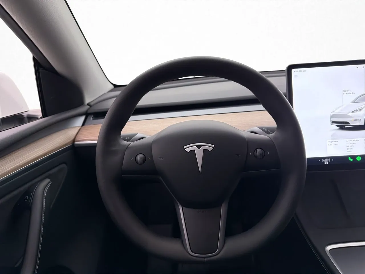 Tesla Model Y bild 15
