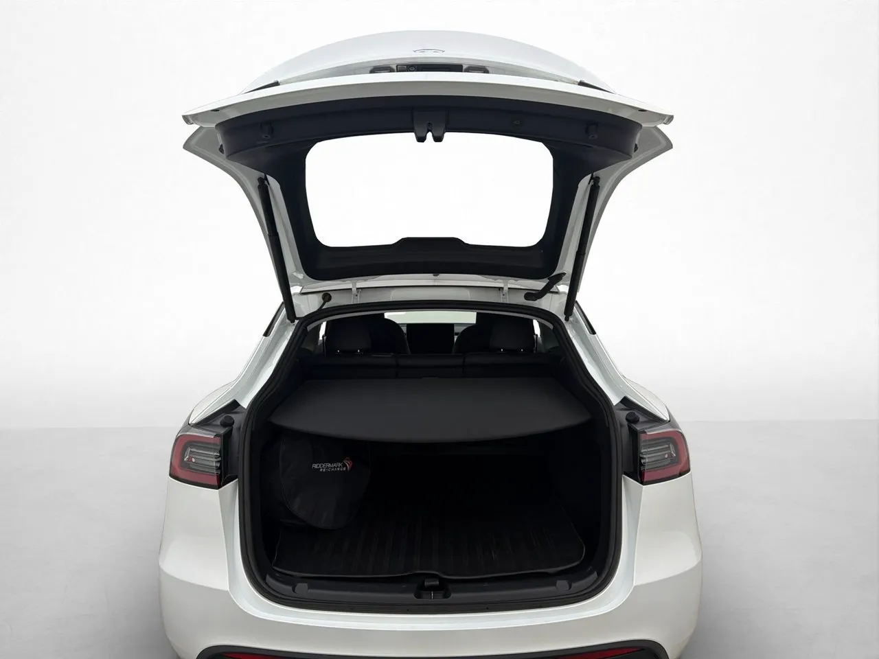 Tesla Model Y bild 29