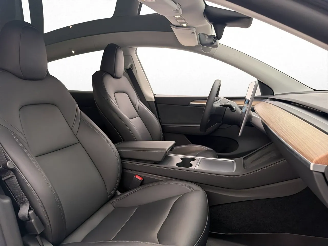 Tesla Model Y bild 27