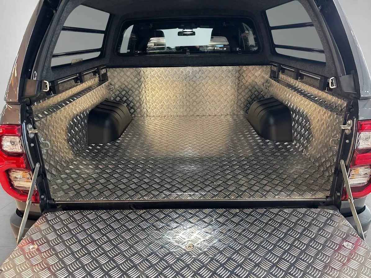 Toyota Hilux bild 5