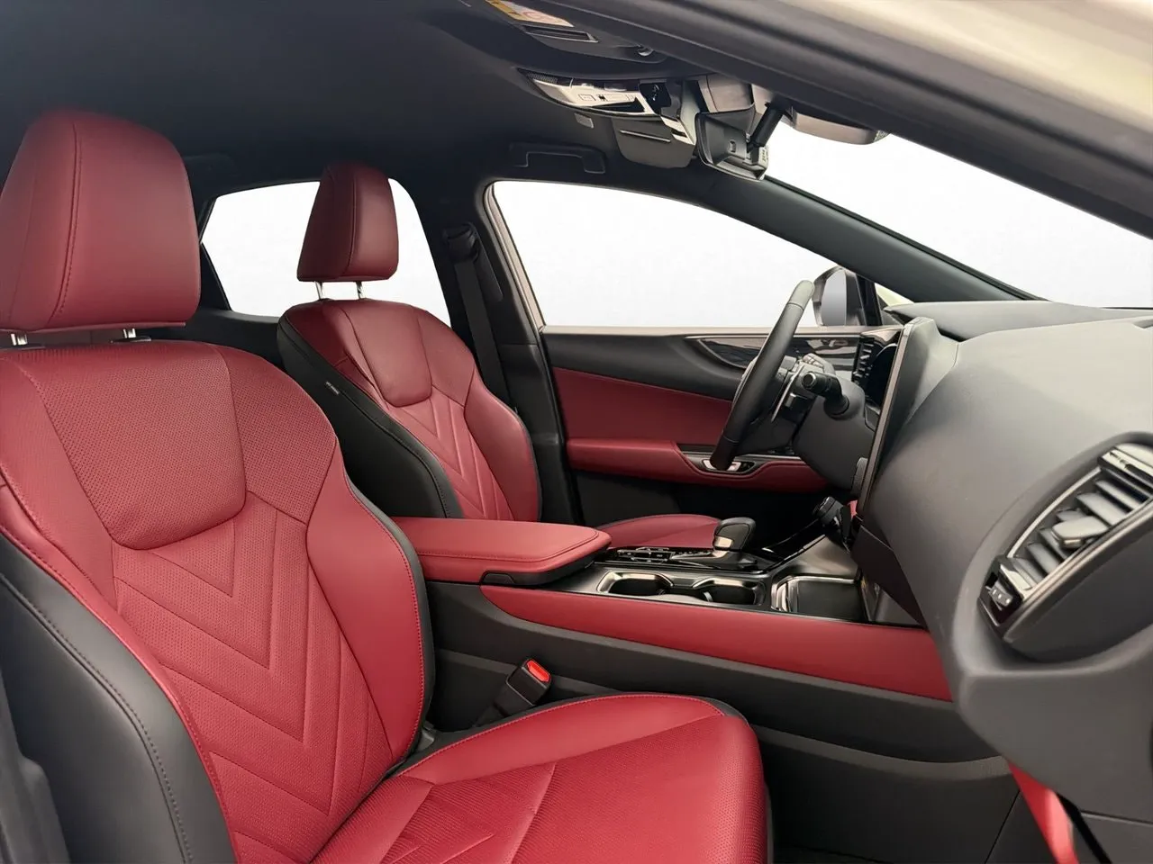 Lexus NX bild 16