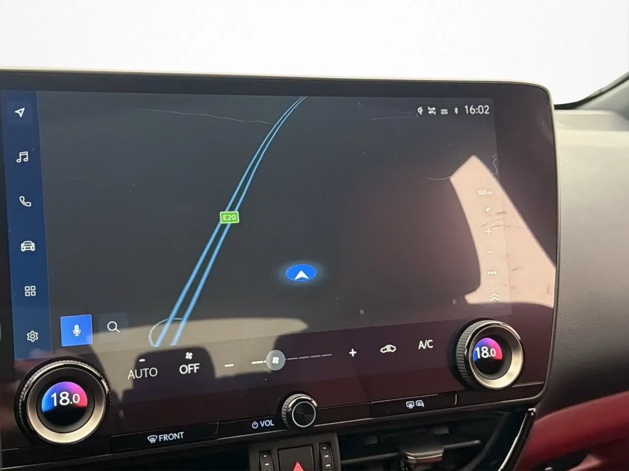Lexus NX bild 26