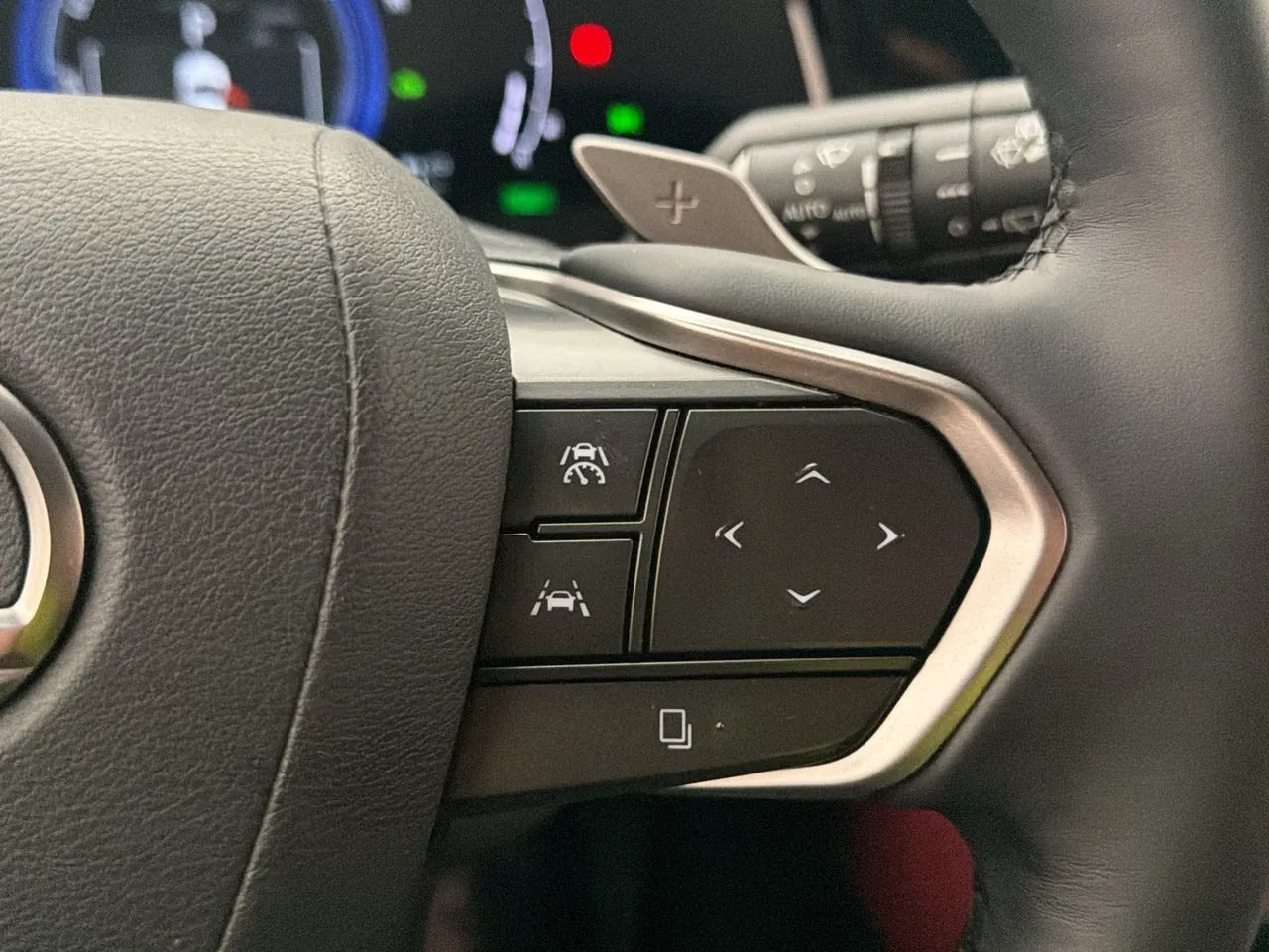 Lexus NX bild 23