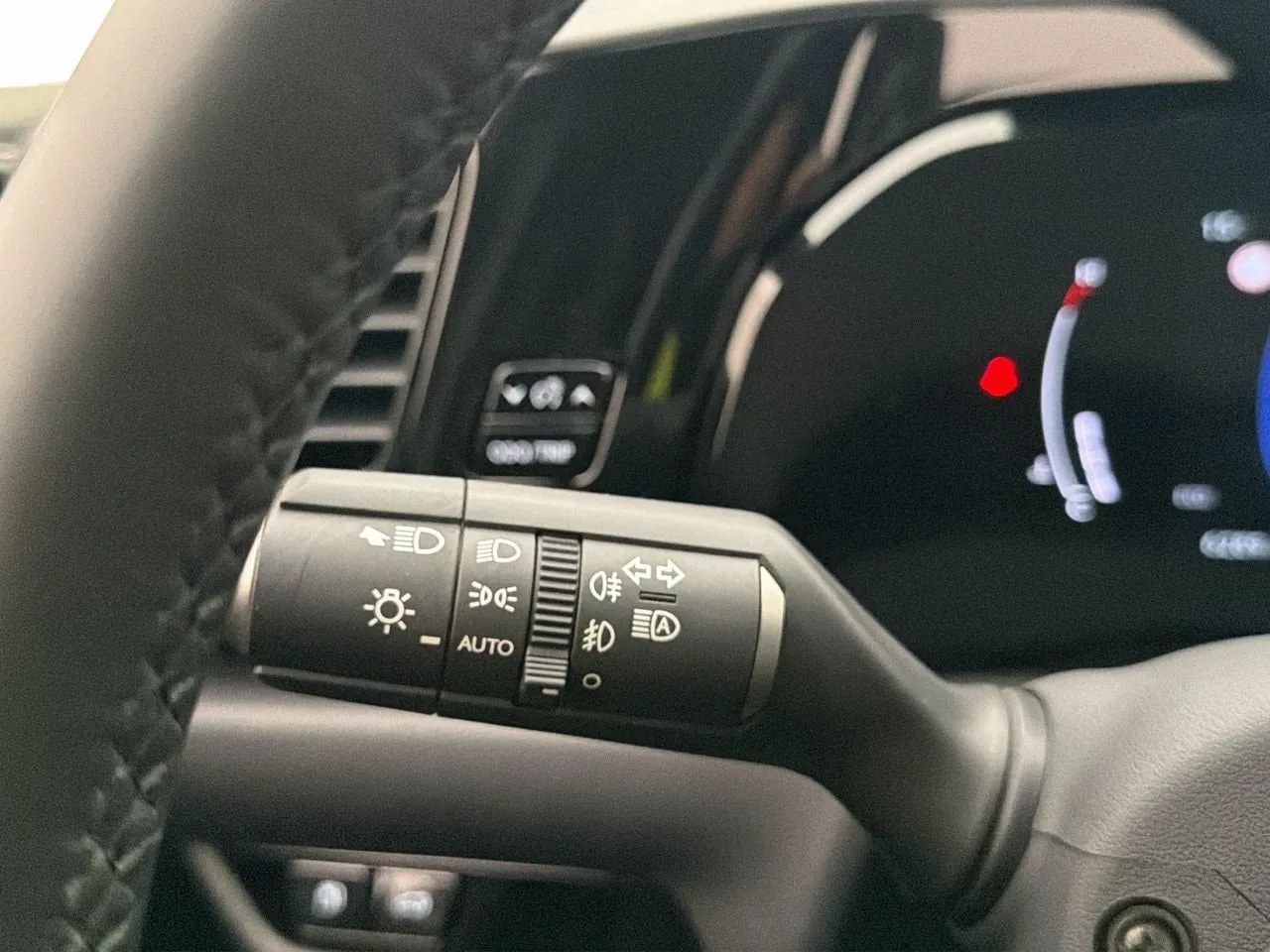 Lexus NX bild 24