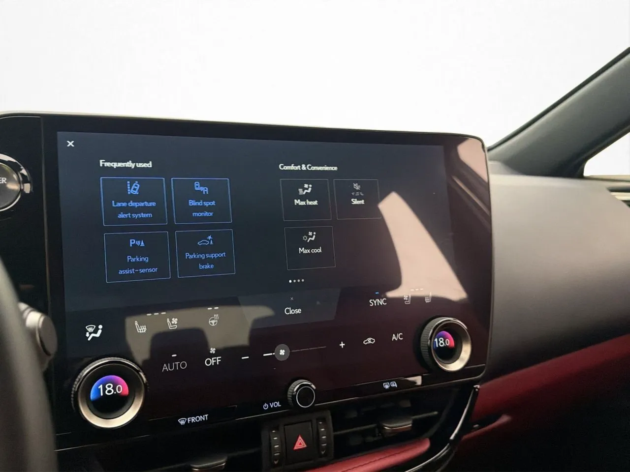 Lexus NX bild 32