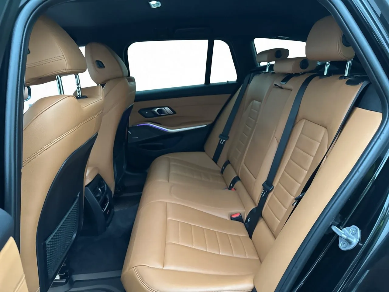 BMW 330 bild 13