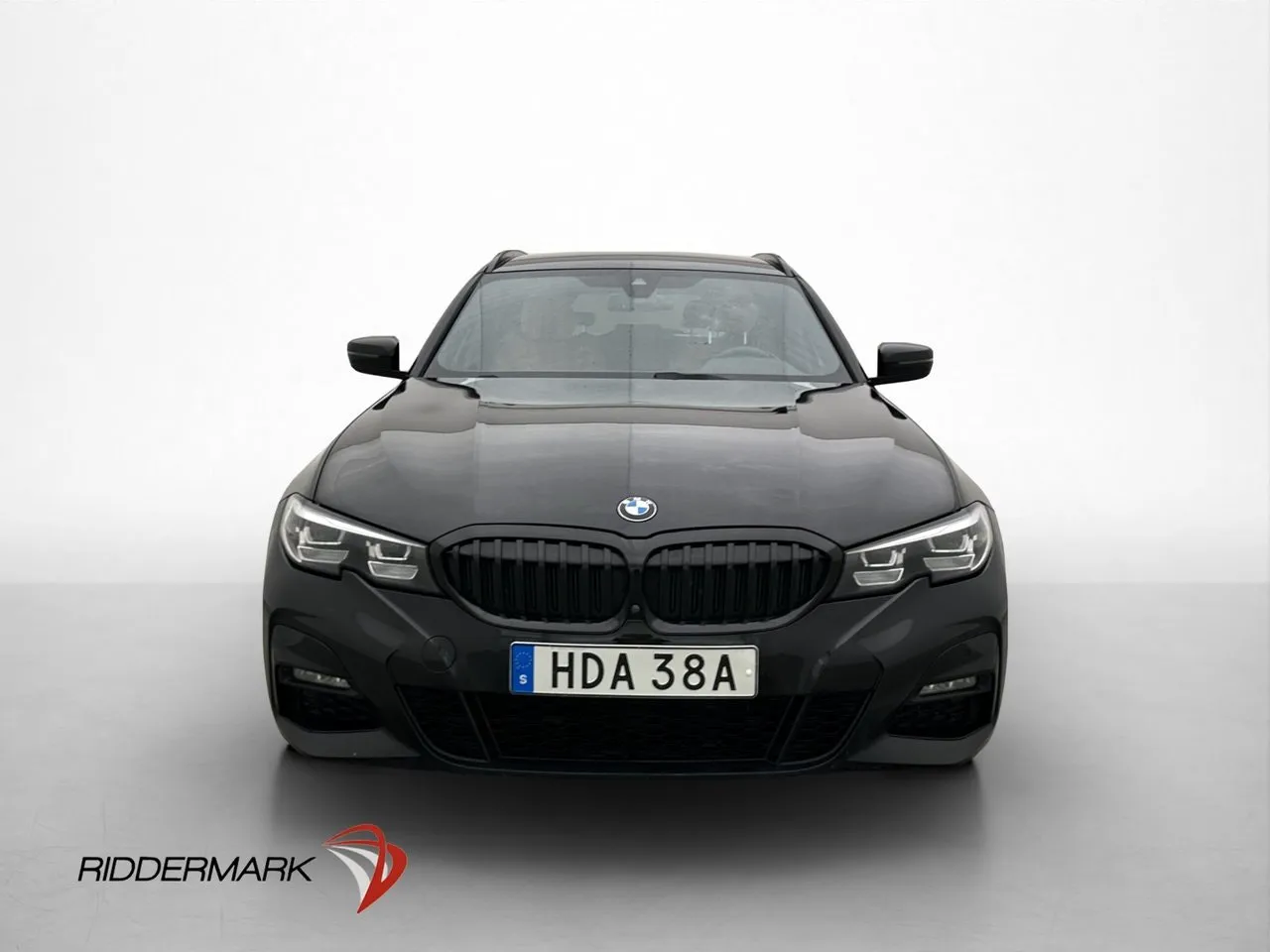 BMW 330 bild 2