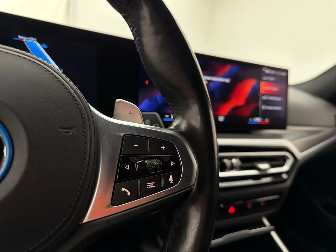 BMW 330 bild 30
