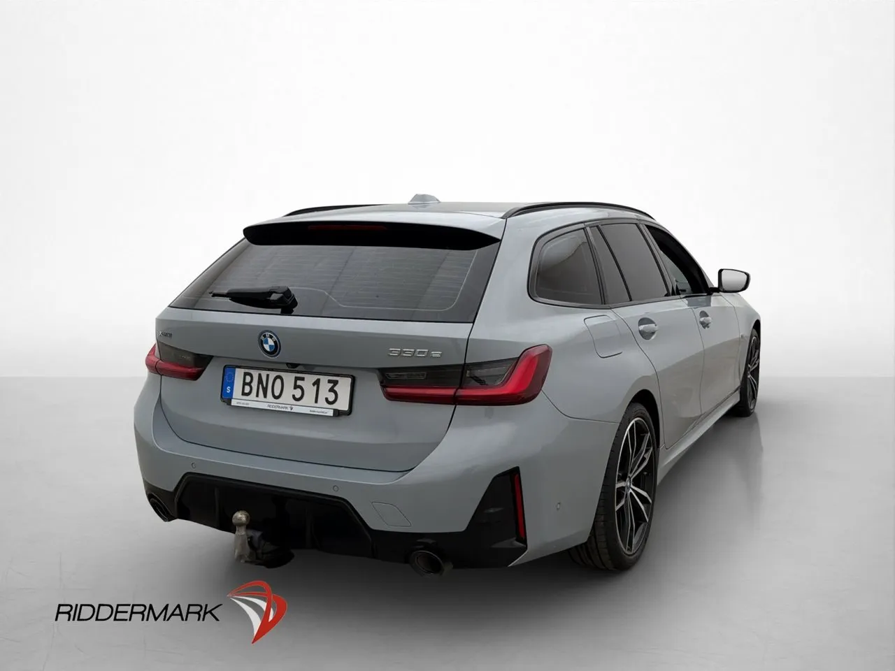 BMW 330 bild 8