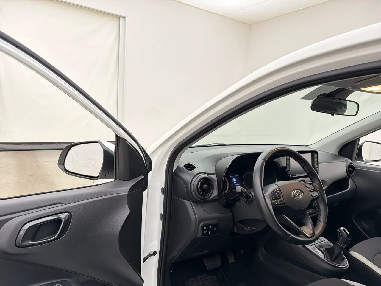 Hyundai i10 bild 9