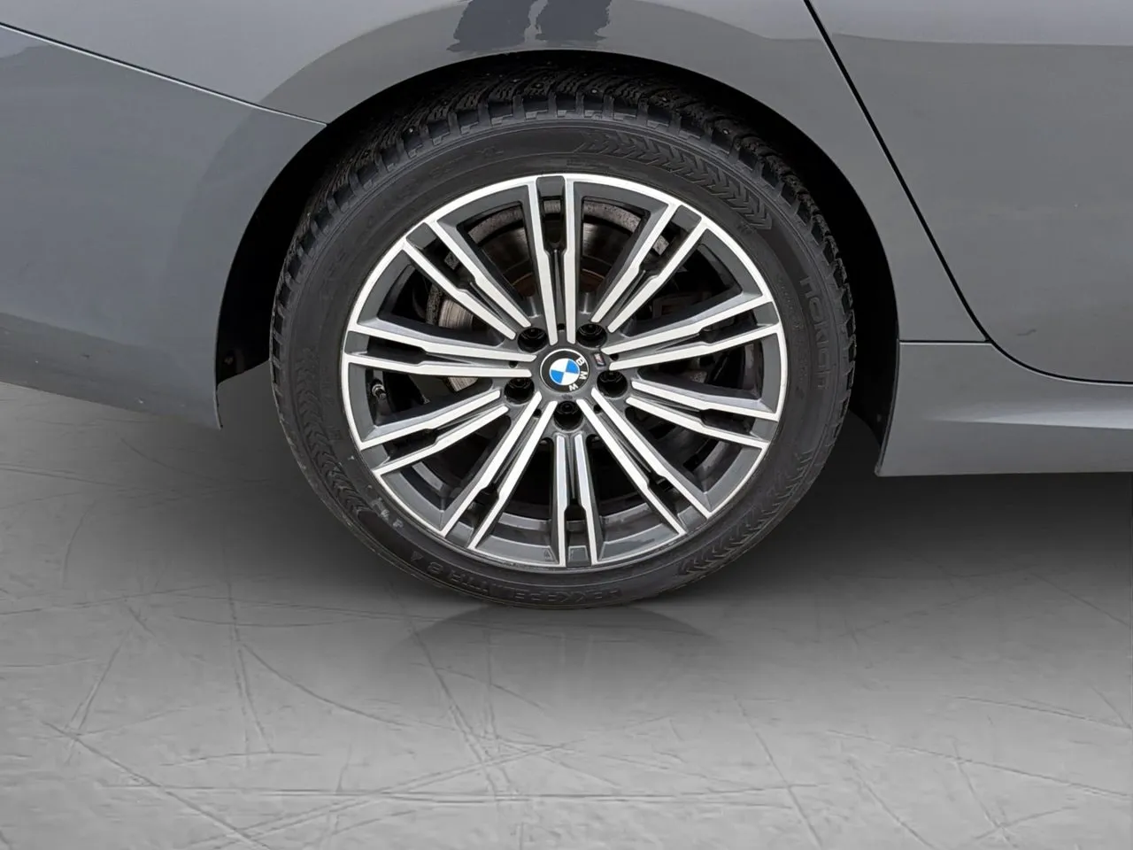 BMW 320 bild 28