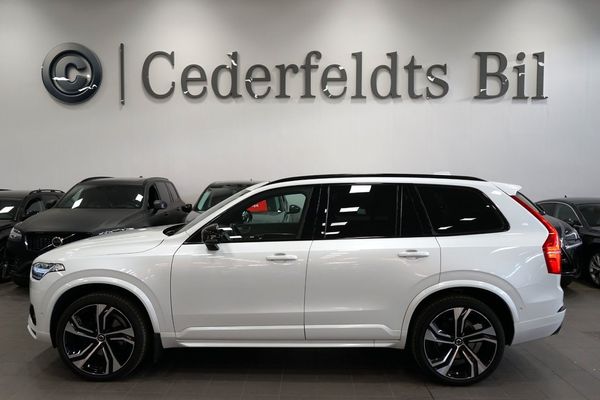 Volvo XC90 D5 AWD B&W R-Design B&W Panorama 360° HUD Luftfjä 7sits - 2017