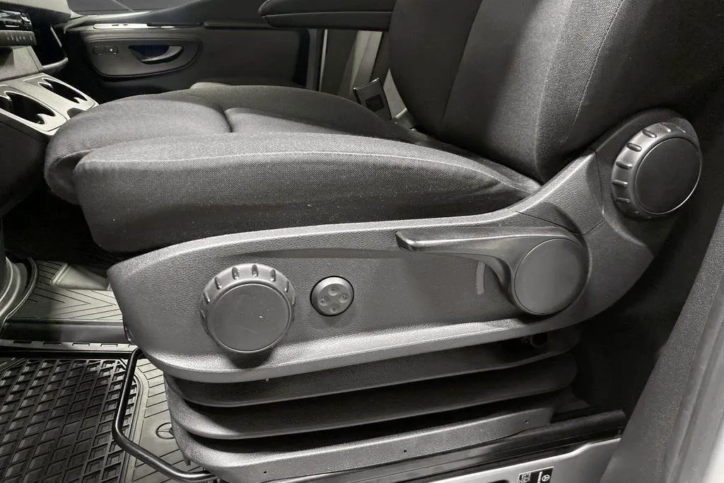 Mercedes Sprinter bild 18