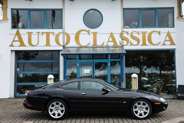 Jaguar XK 8 Coupé * OBS: 8200 MIL * - 2000