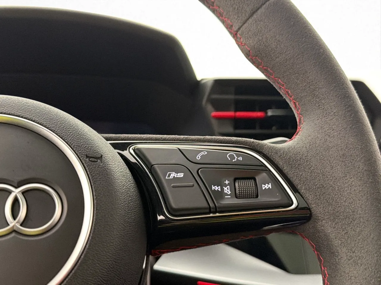 Audi RS3 bild 24