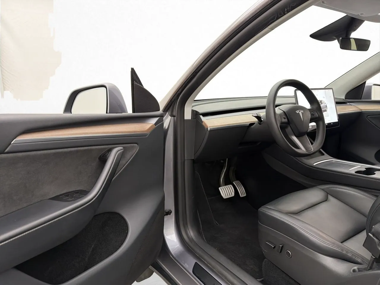 Tesla Model Y bild 12