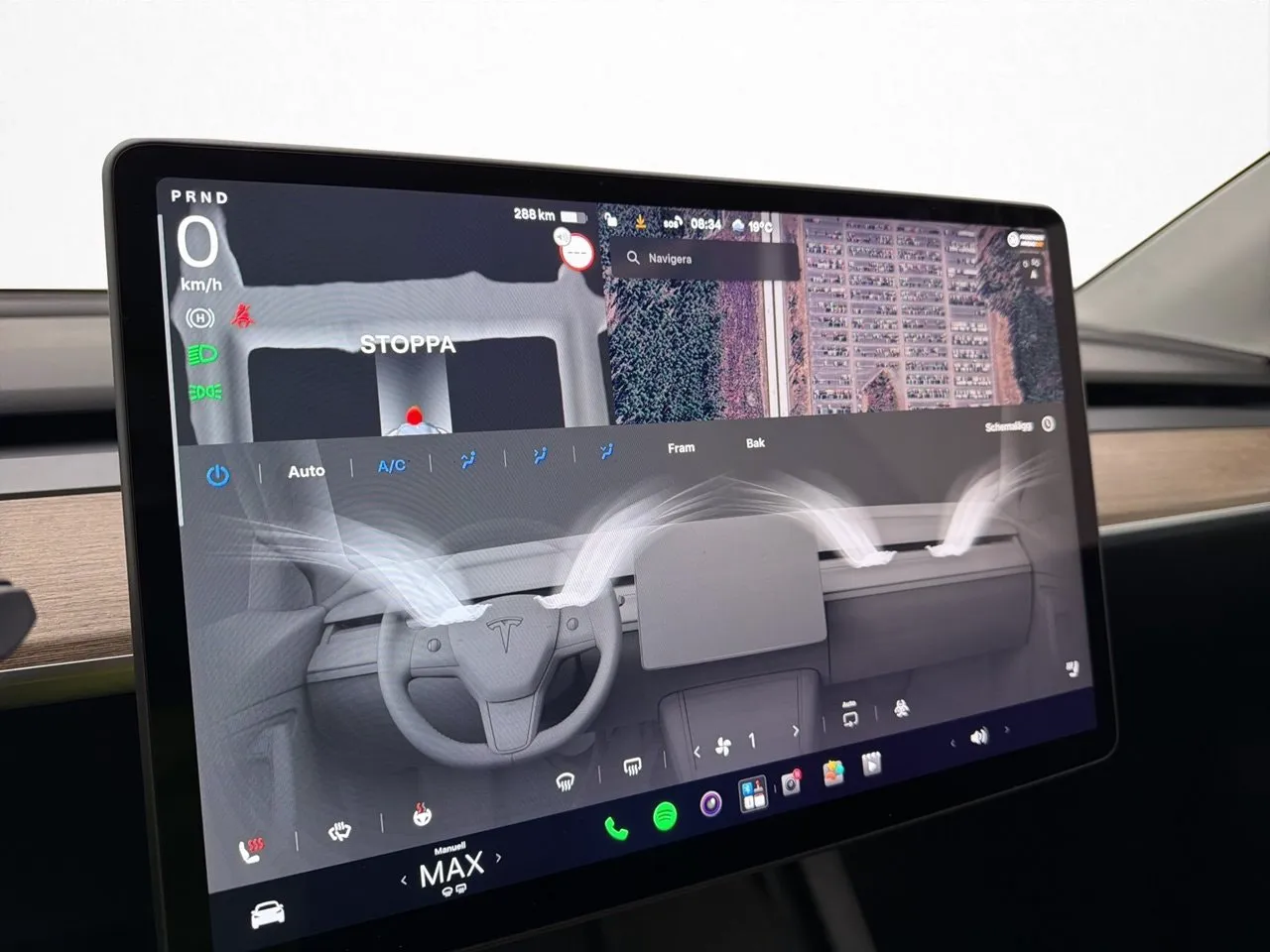 Tesla Model Y bild 25