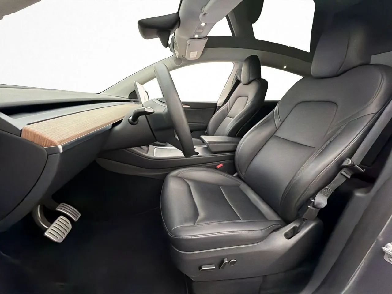 Tesla Model Y bild 13