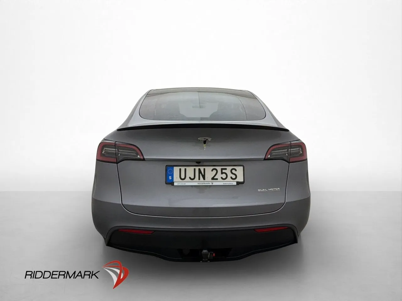 Tesla Model Y bild 8