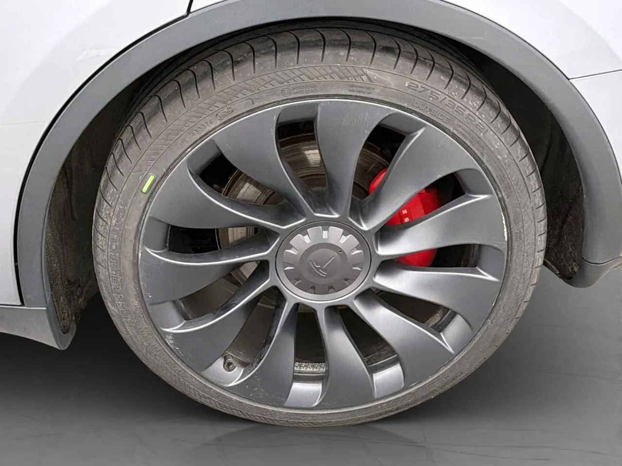 Tesla Model Y bild 34