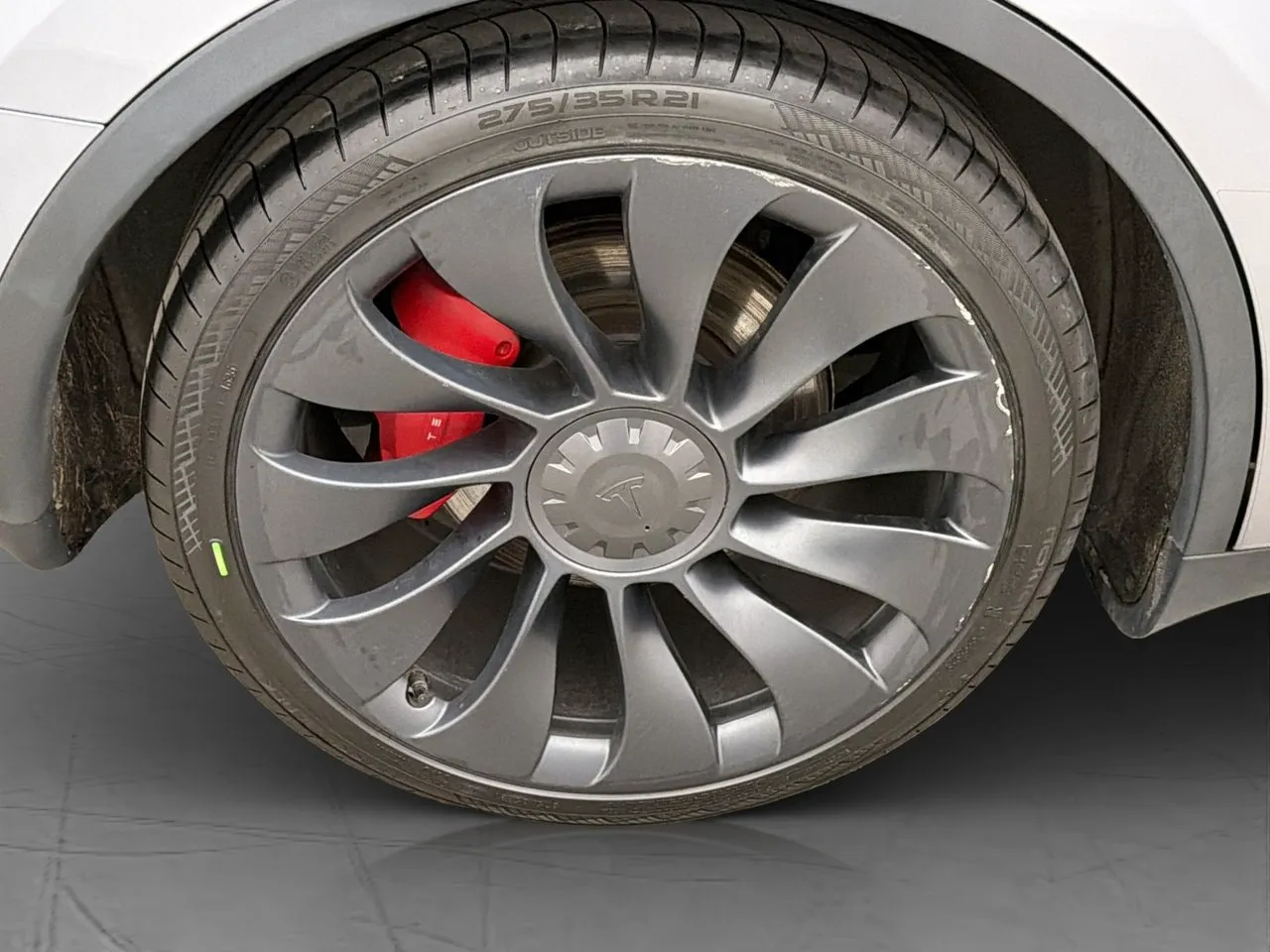 Tesla Model Y bild 35