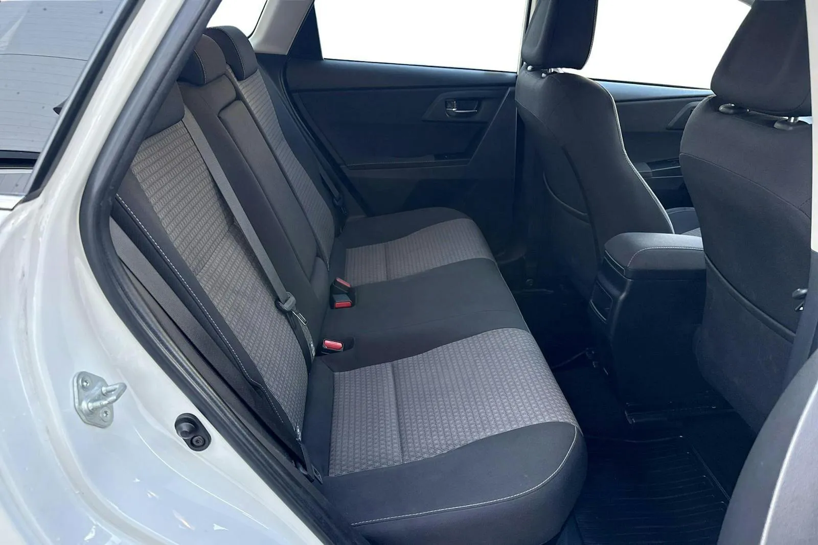 Toyota Auris bild 8
