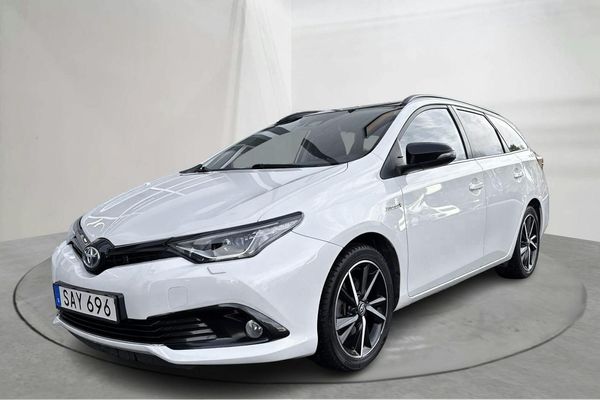 Toyota Auris 1.8 HSD Touring Sports (99hk) - 2018