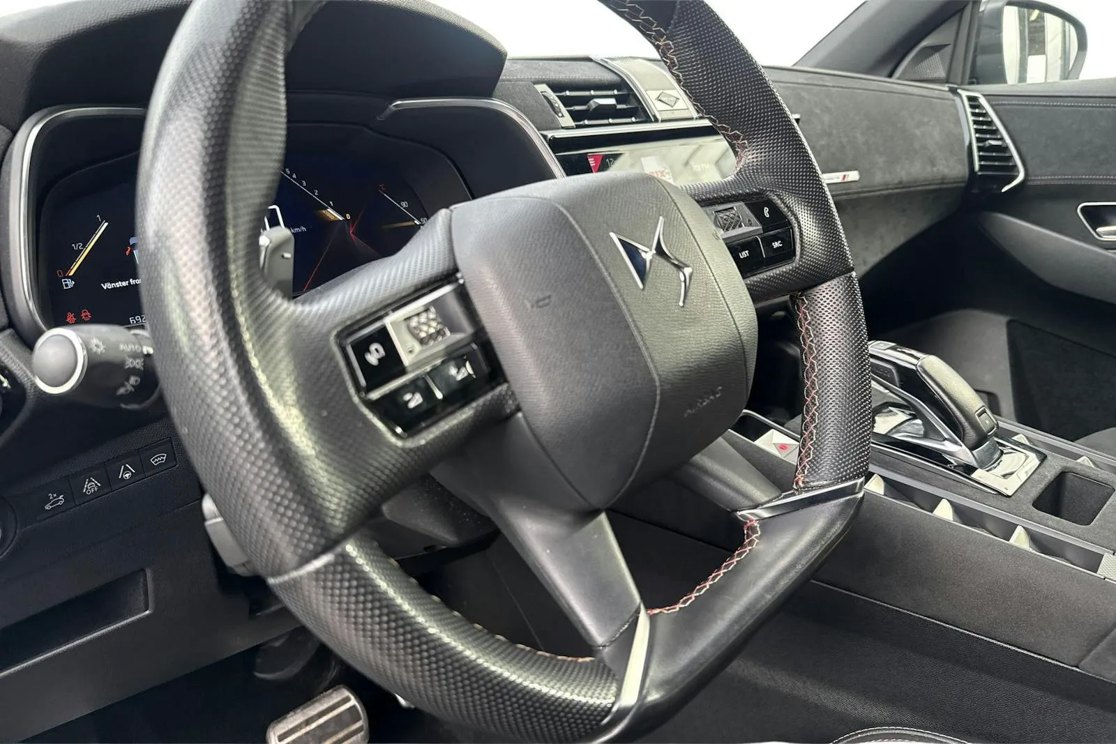 DS 7 Crossback bild 14