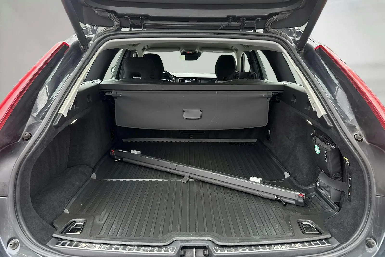 Volvo V90 bild 9