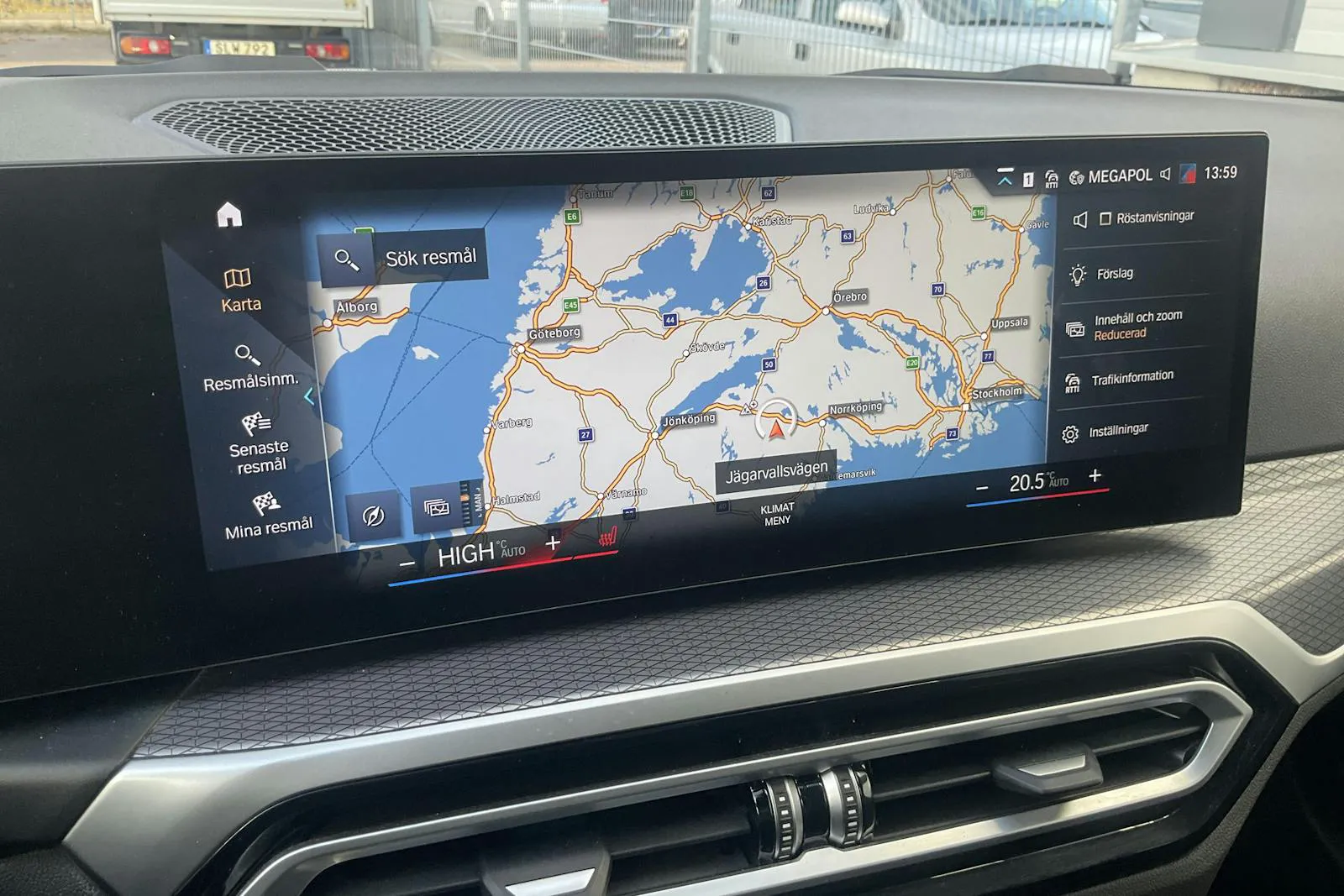 BMW 330 bild 13