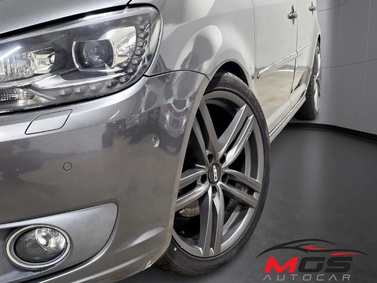 Volkswagen Touran bild 4