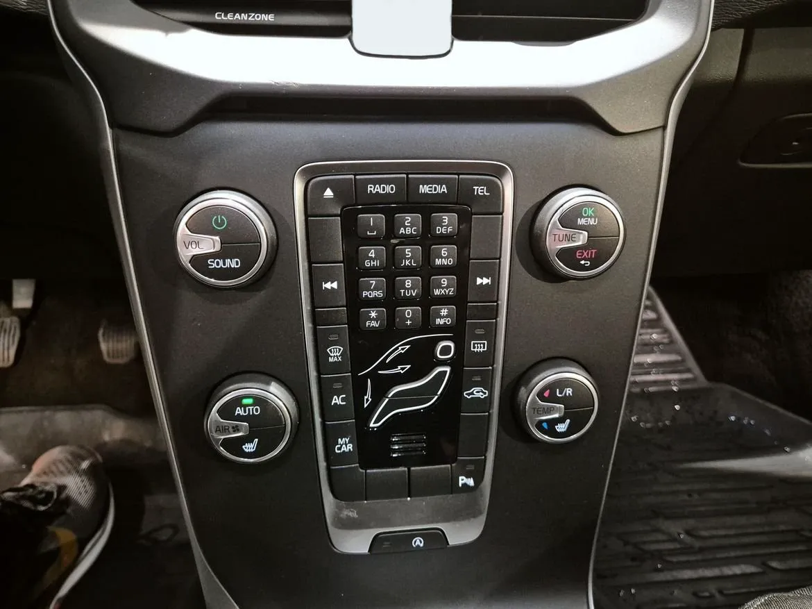 Volvo V40 bild 12