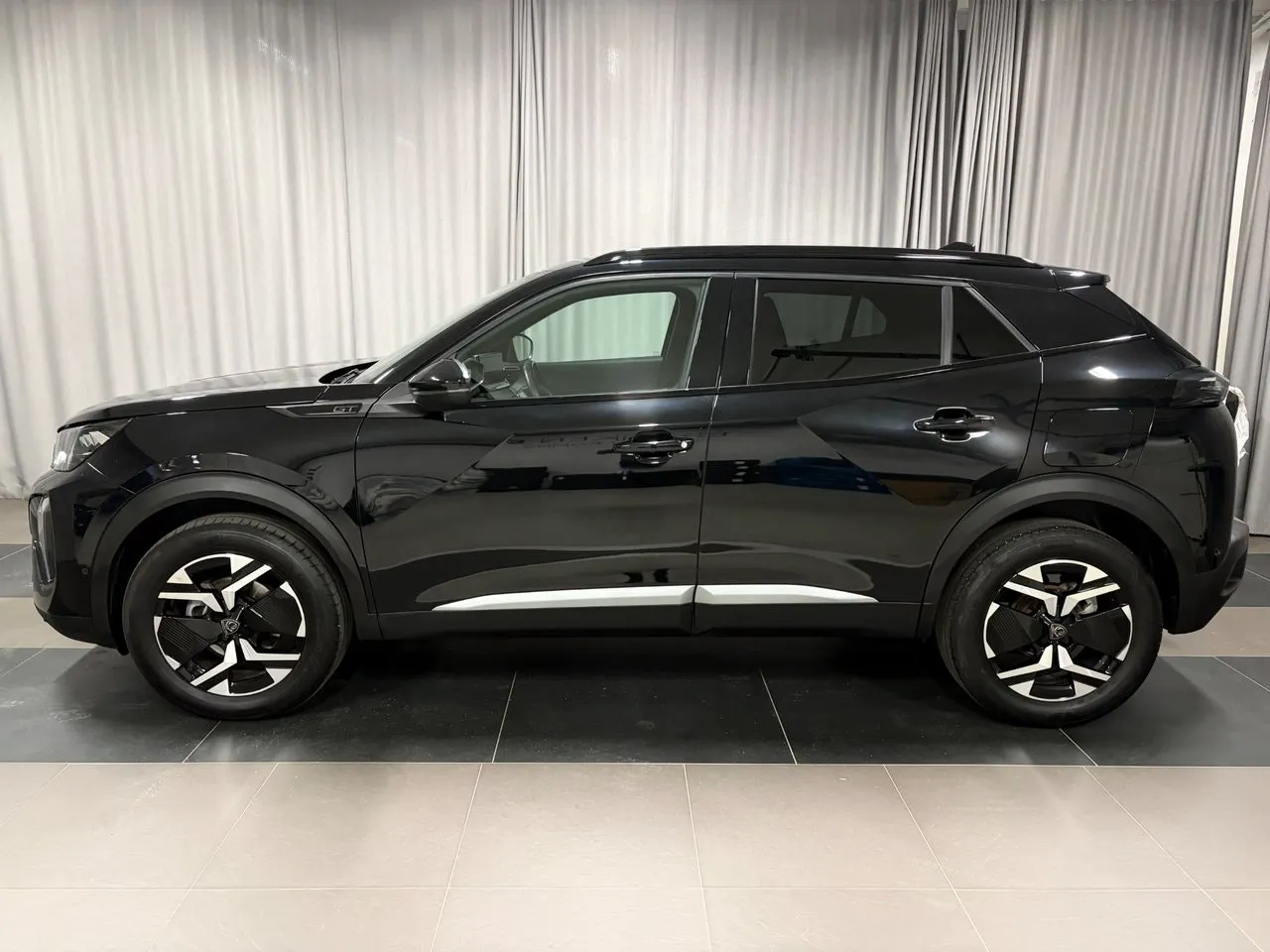 Peugeot 2008 bild 2