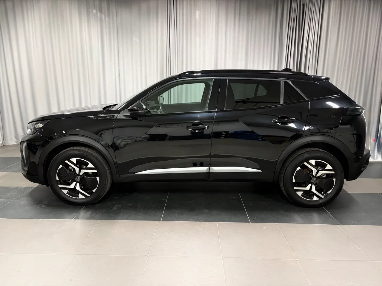 Peugeot 2008 bild 2