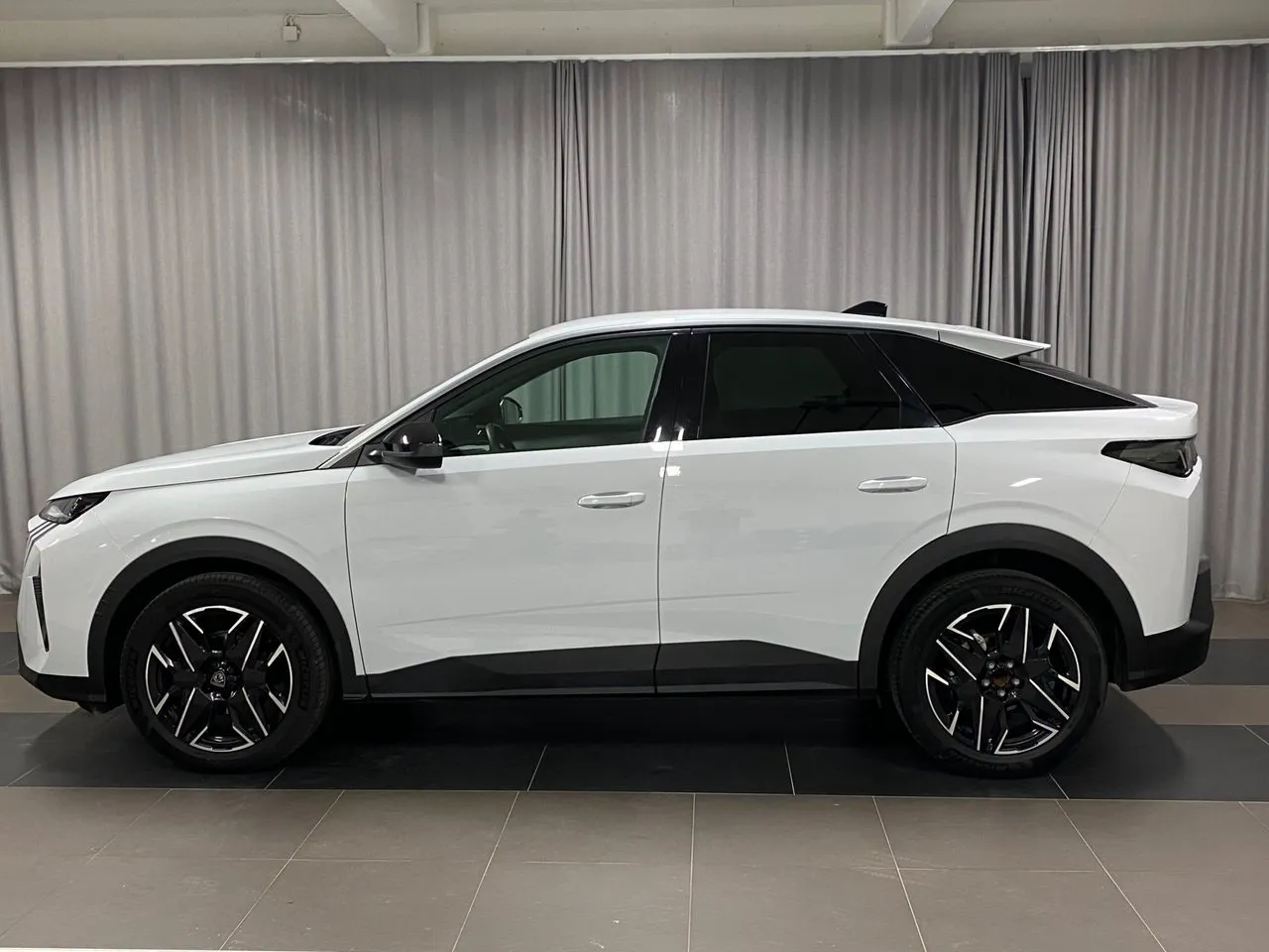 Peugeot 3008 bild 2