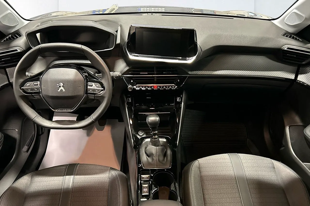 Peugeot 208 bild 8