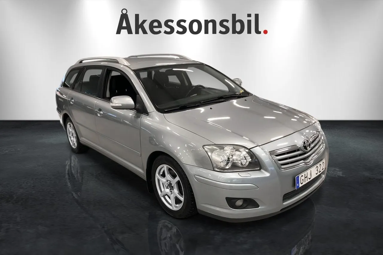 Toyota Avensis bild 3