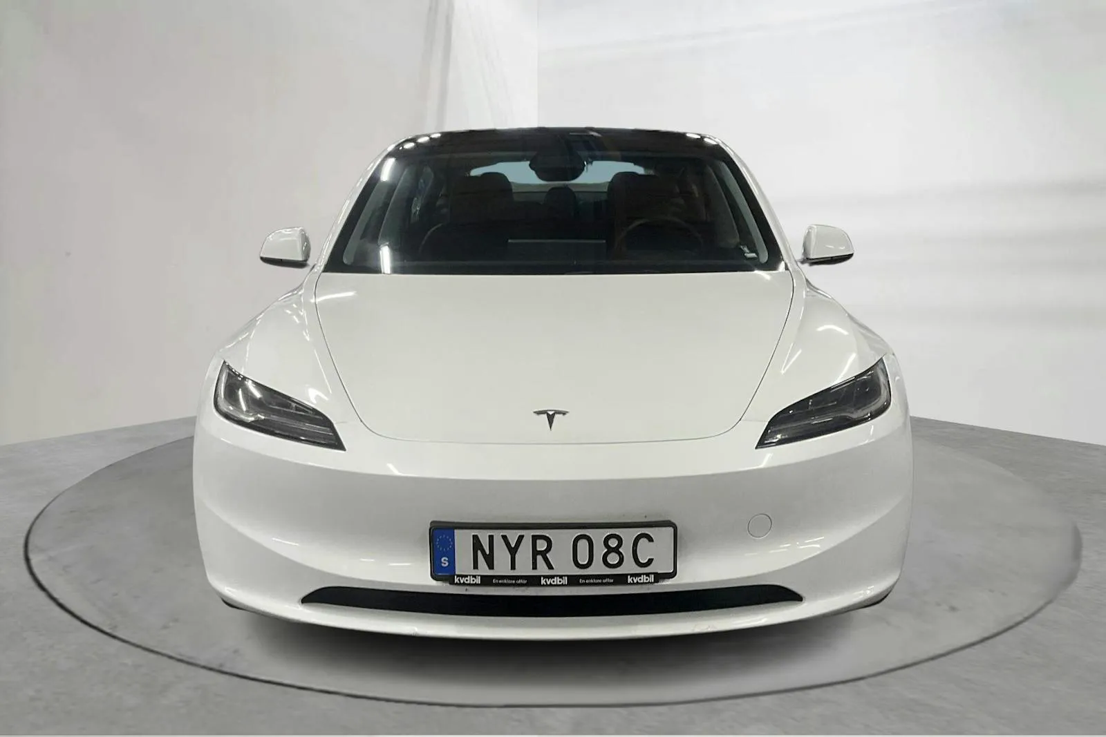 Tesla Model 3 bild 4