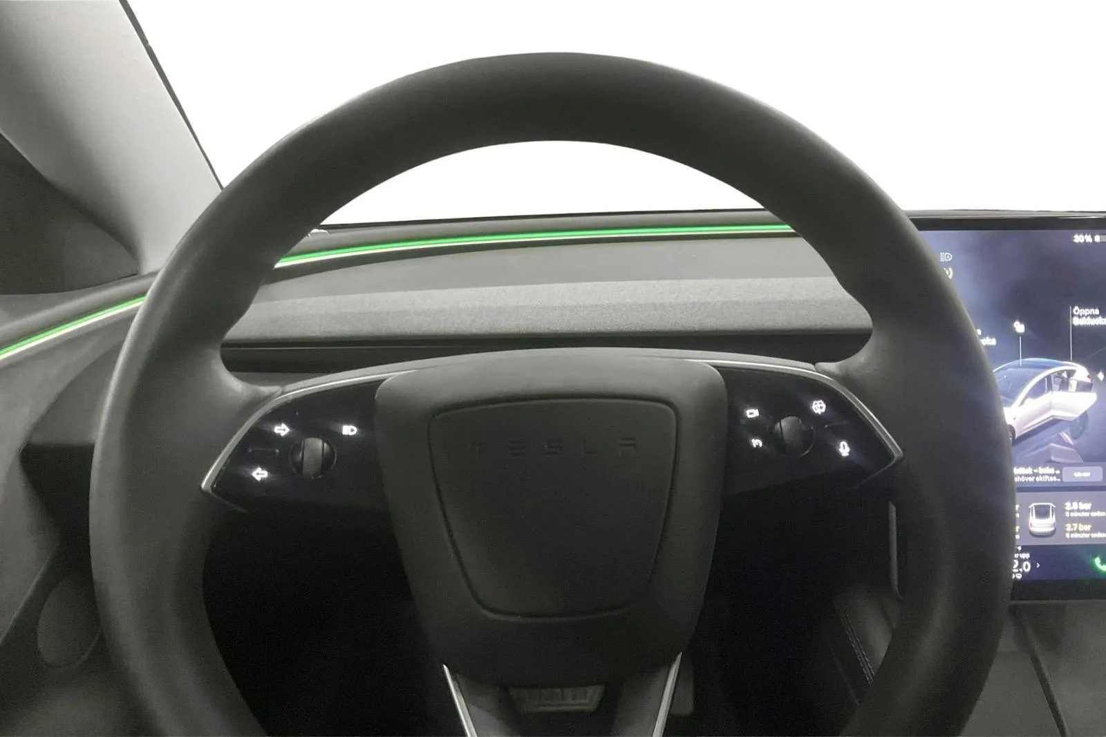 Tesla Model 3 bild 10