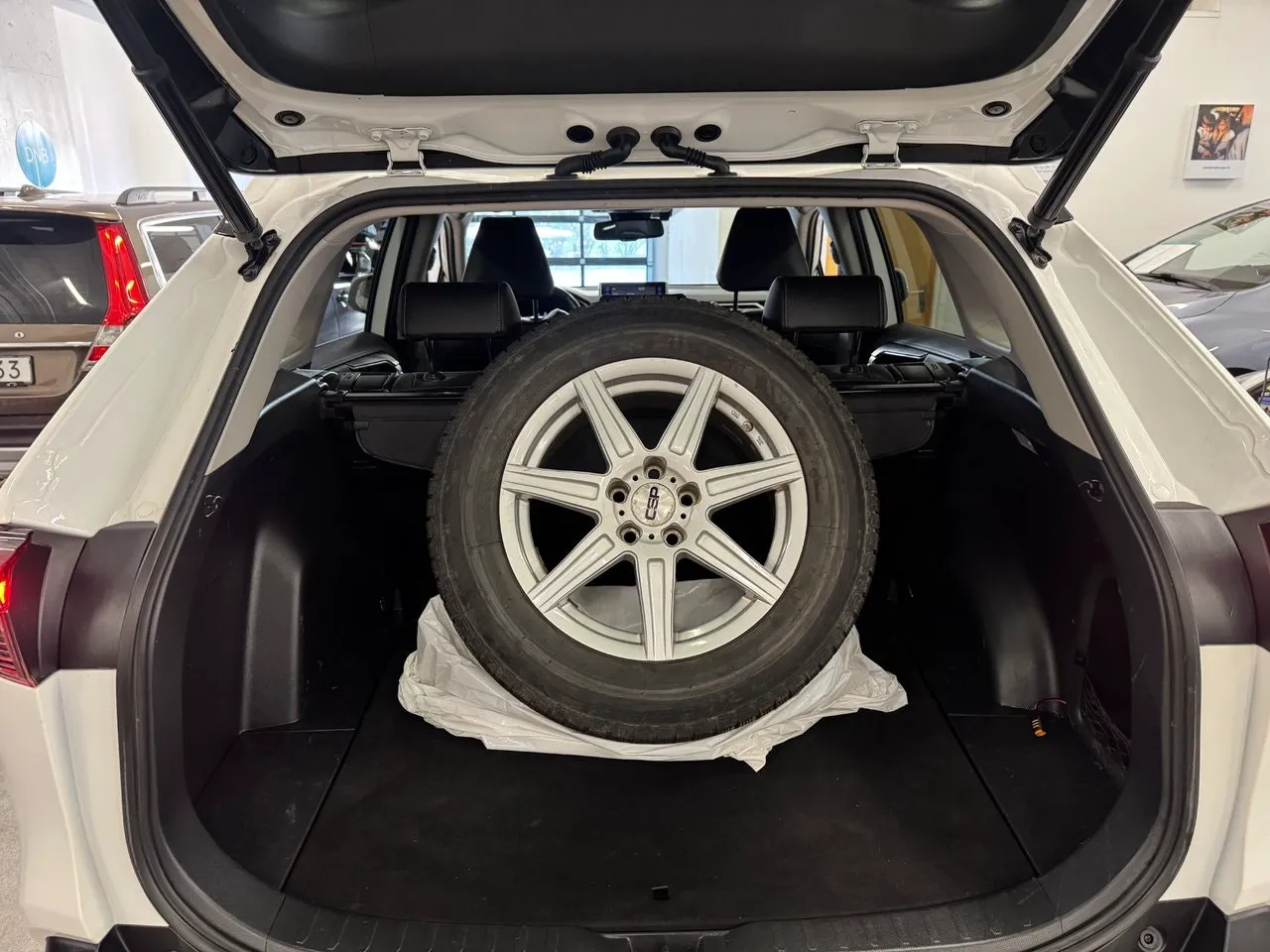 Toyota RAV4 bild 11