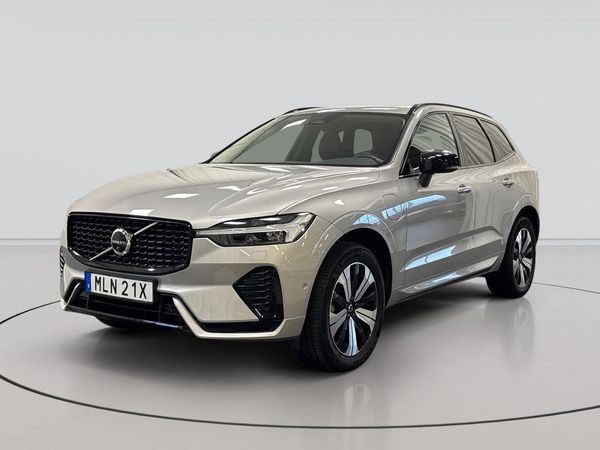Volvo XC60 T6 Plus Dark Edition - 2025