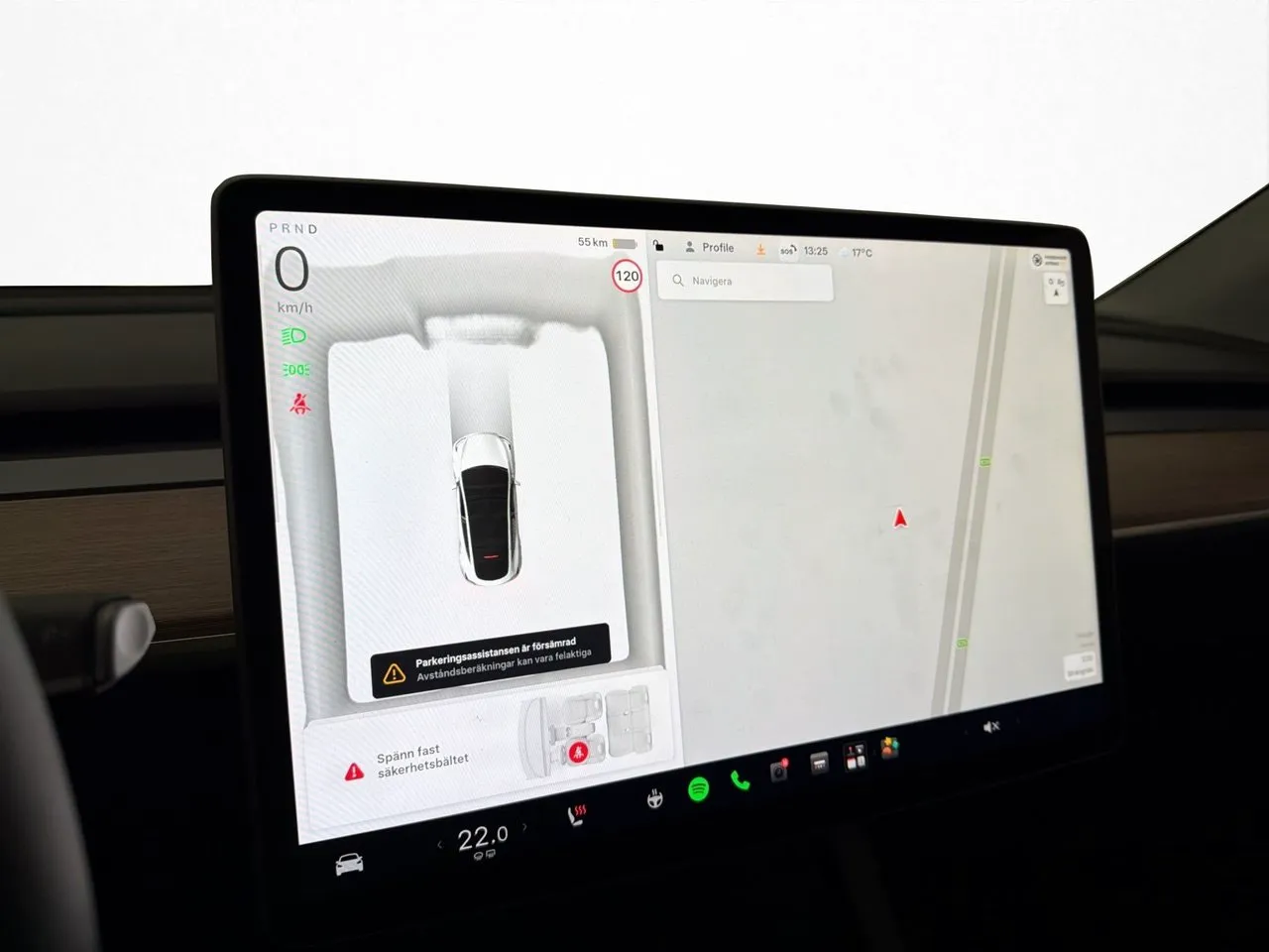 Tesla Model Y bild 17